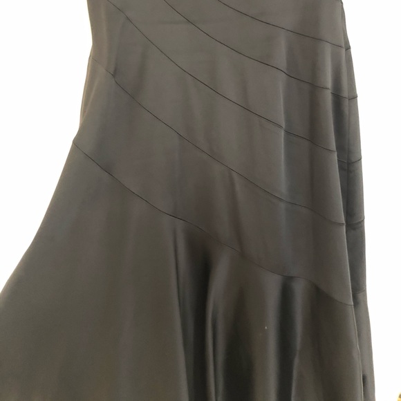 Black Sleeveless Cocktail Dress - Picture 6 of 9